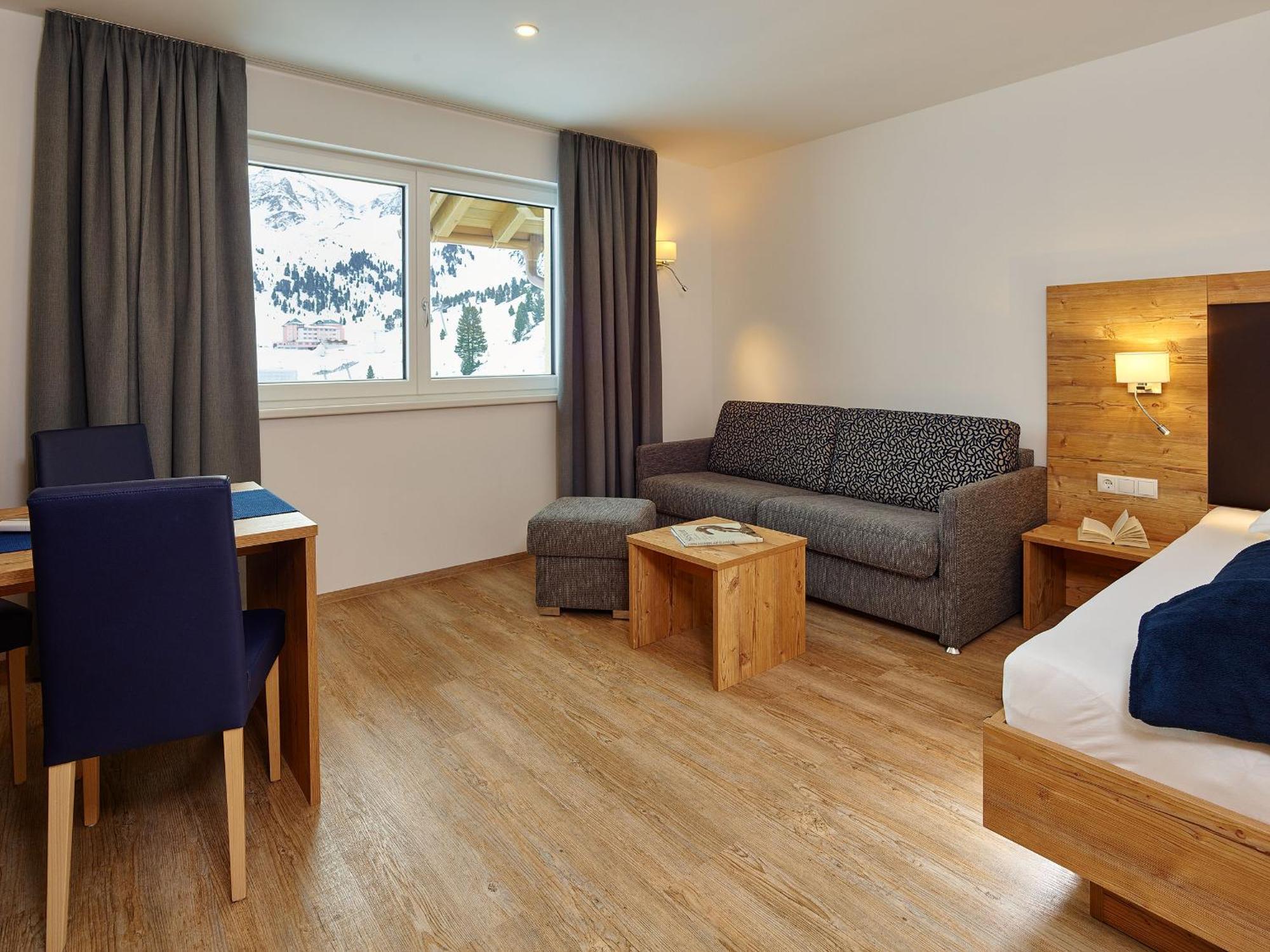 קוהטאי Hotel Garni Kristall מראה חיצוני תמונה