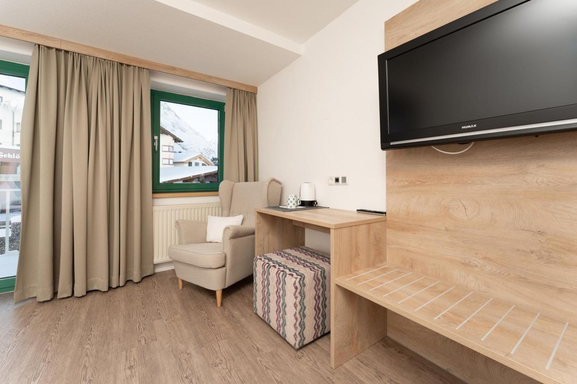 קוהטאי Hotel Garni Kristall מראה חיצוני תמונה