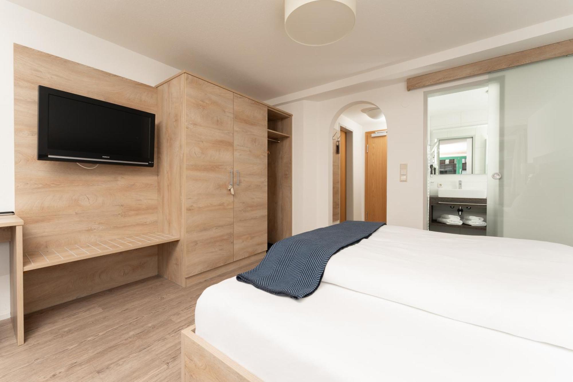 קוהטאי Hotel Garni Kristall מראה חיצוני תמונה