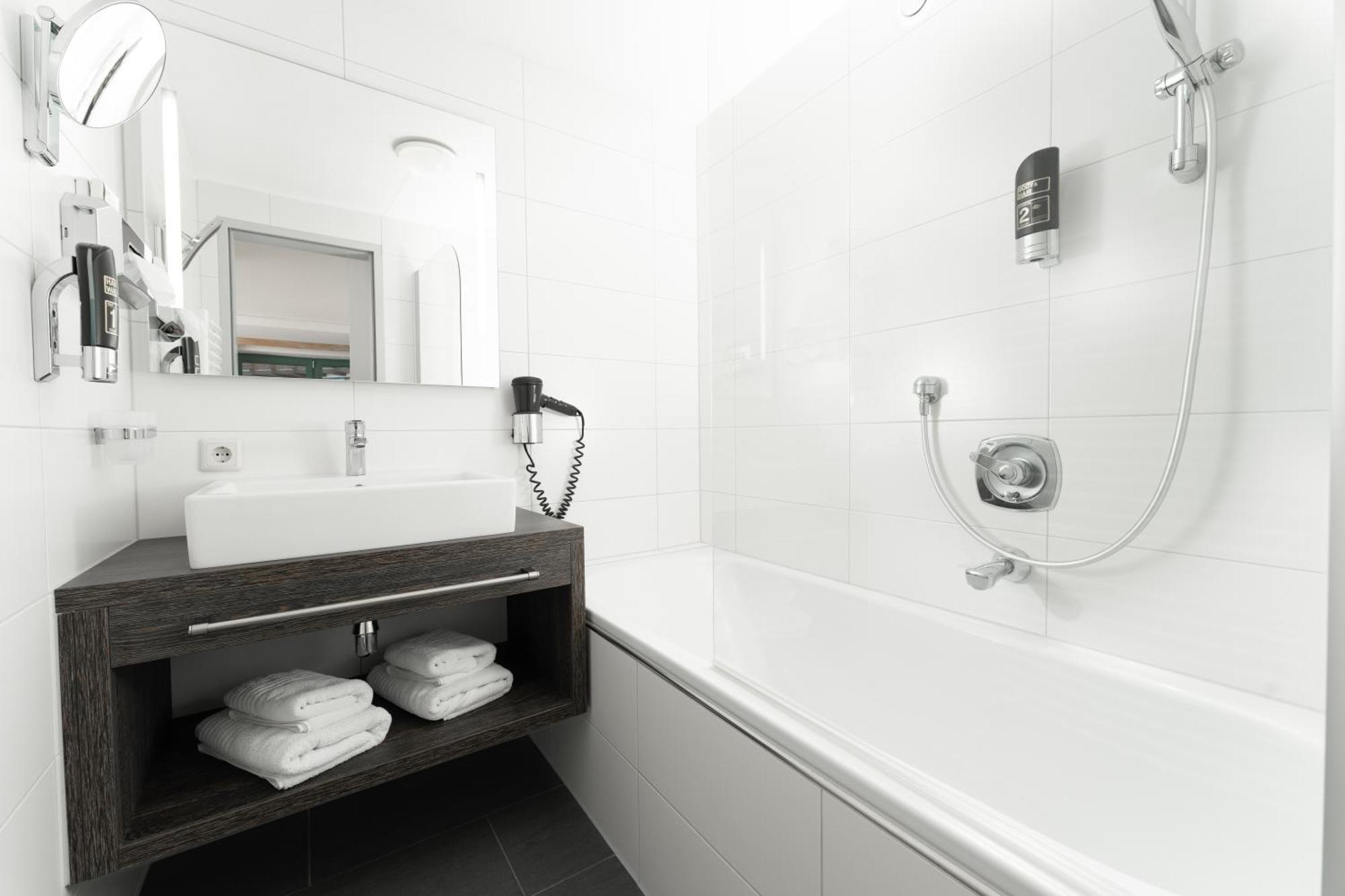 קוהטאי Hotel Garni Kristall מראה חיצוני תמונה